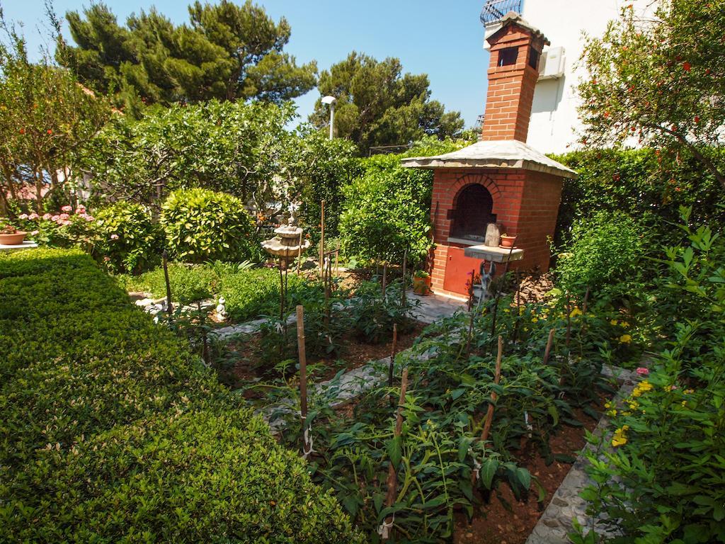 Villa Neda Макарска Экстерьер фото